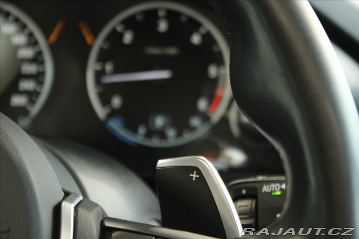 BMW X5 xDrive40d NezTop/HUD/Pano 2018