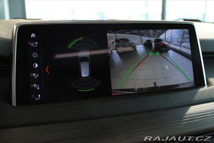 BMW X5 xDrive40d NezTop/HUD/Pano 2018