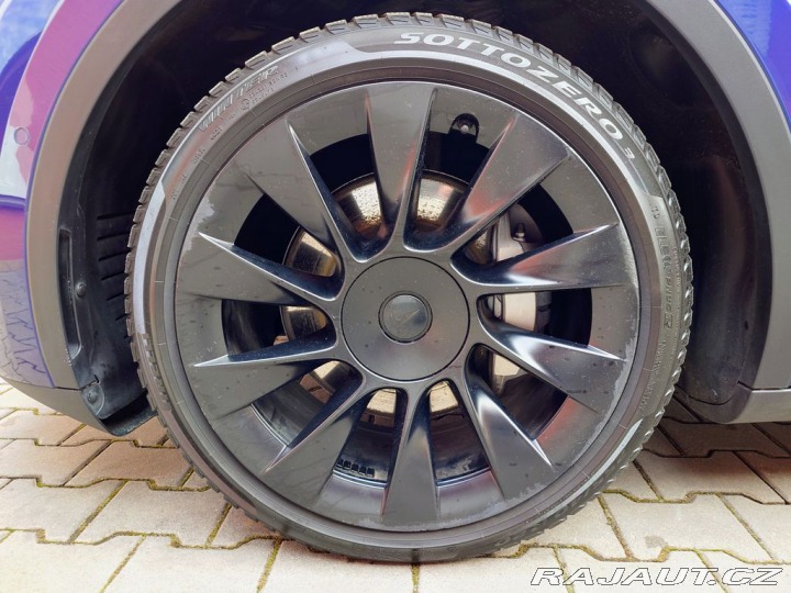 Tesla Model Y Long Range Dual Motor - 3 2021