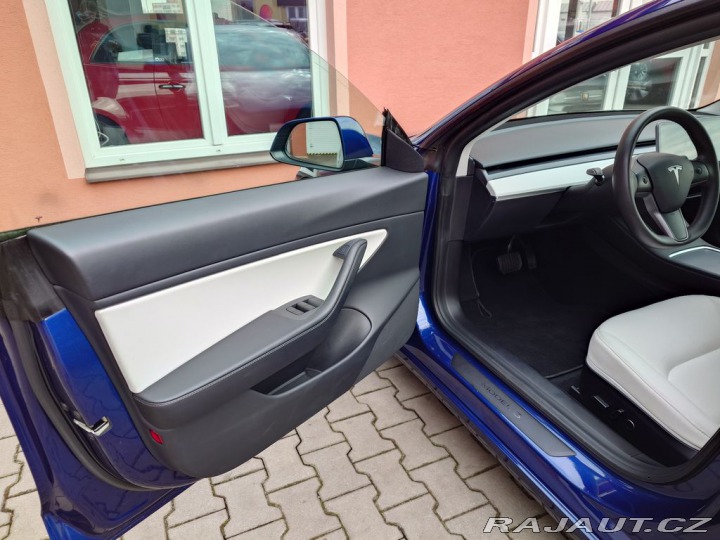 Tesla Model 3 Long Range Dual.M REZERVA 2020