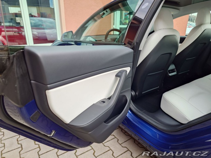 Tesla Model 3 Long Range Dual.M REZERVA 2020