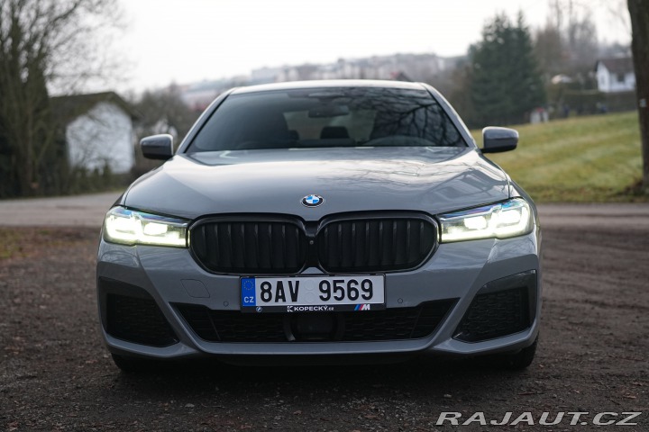 BMW 5 540xD M-Sport|2x sada kol 2021