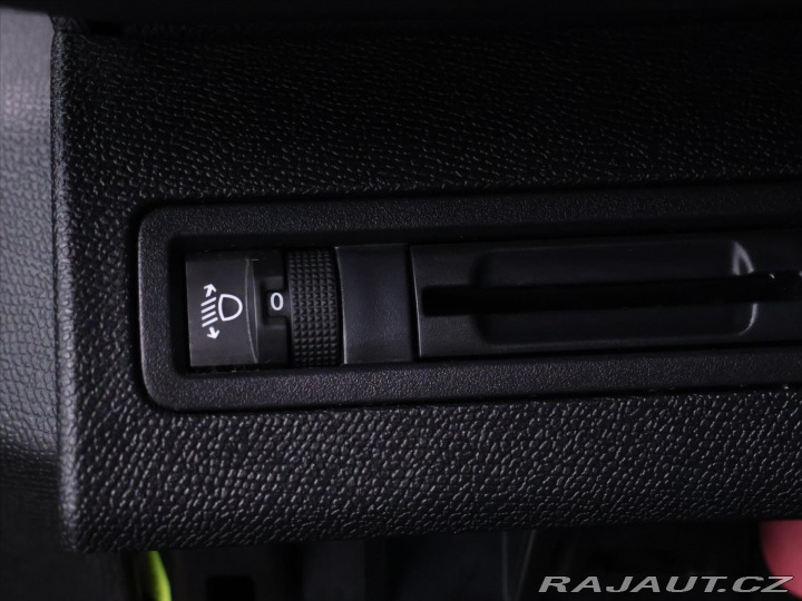 Peugeot 5008 1,2 PureTech 96kW Navi Vi 2017