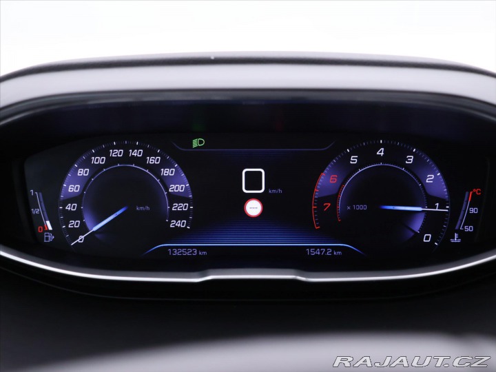 Peugeot 5008 1,2 PureTech 96kW Navi Vi 2017