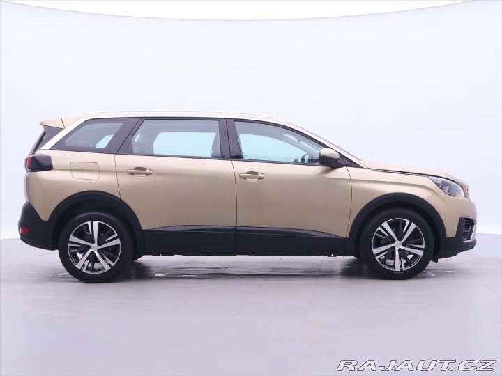 Peugeot 5008 1,2 PureTech 96kW Navi Vi 2017