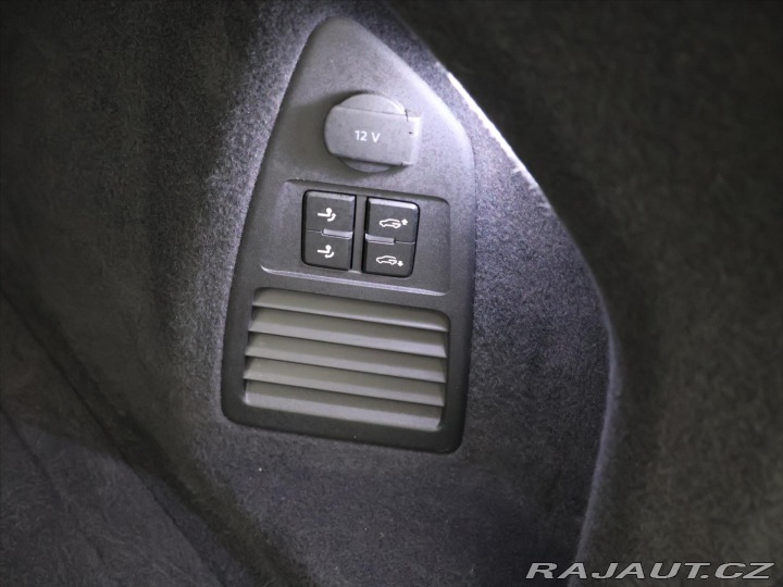 Volkswagen Touareg 3,0 TDI 210kW 4M R-Line D 2021