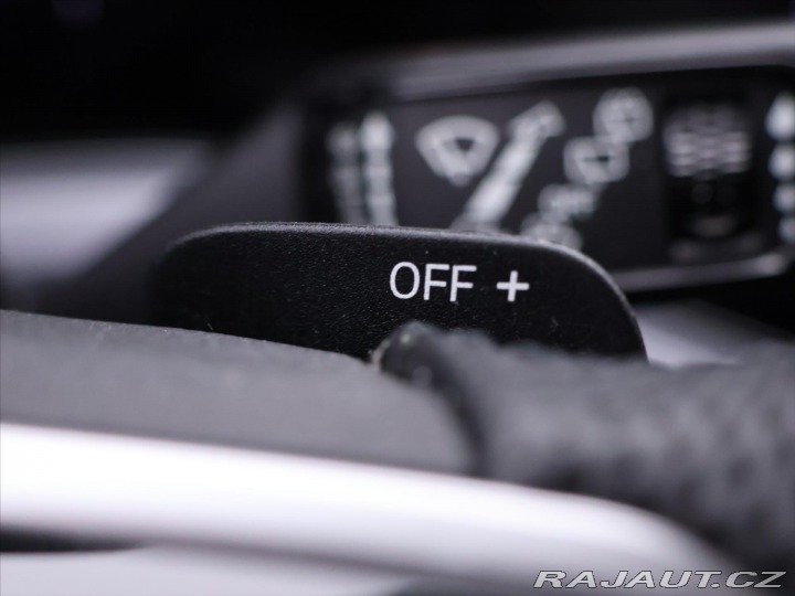 Volkswagen Touareg 3,0 TDI 210kW 4M R-Line D 2021