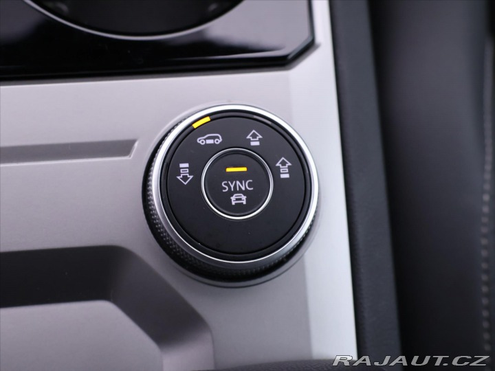 Volkswagen Touareg 3,0 TDI 210kW 4M R-Line D 2021