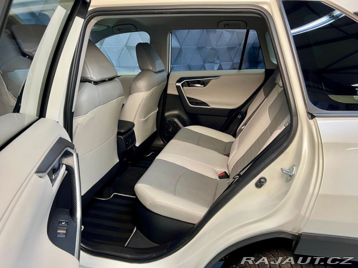 Toyota RAV4 2.5 HYBRID e-CVT 4WD EXEC 2022
