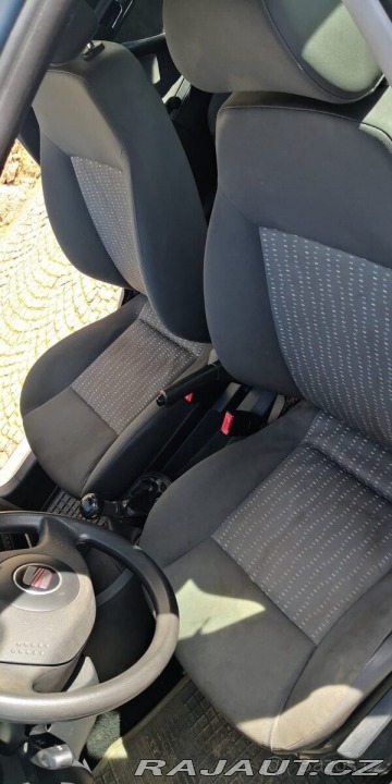 Seat Ibiza 1,4 benzin, rok výroby 2005