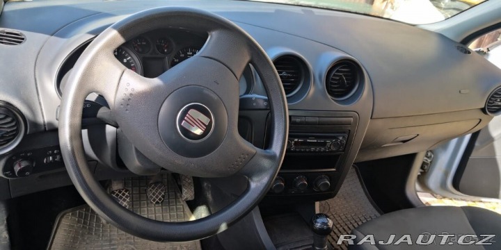 Seat Ibiza 1,4 benzin, rok výroby 2005