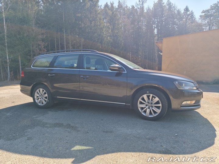 Volkswagen Passat B7 2011