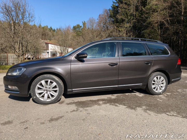 Volkswagen Passat B7 2011