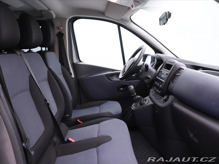 Opel Vivaro 1,6 CDTI 92kW 9-Míst Klim 2016