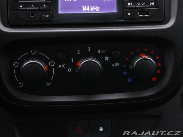 Opel Vivaro 1,6 CDTI 92kW 9-Míst Klim 2016