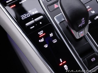 Porsche Panamera 4,0 V8 310kW Chrono Bose 2017
