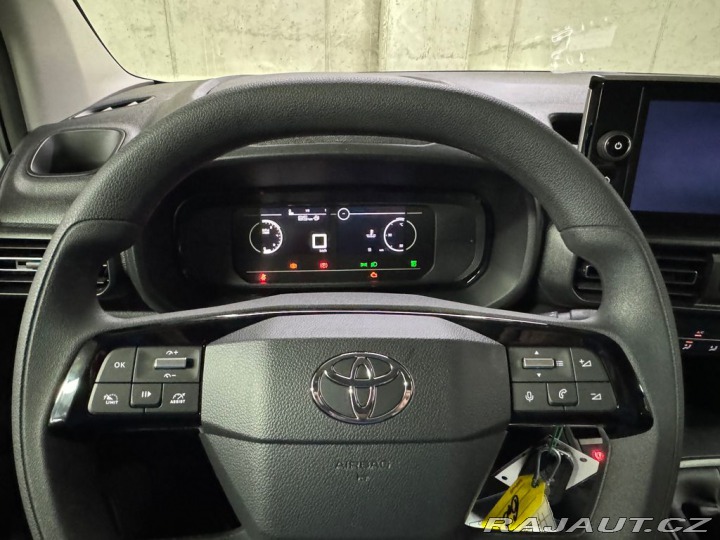 Toyota ProAce City Verso 1.5, D, MT, Short, Busine 2026