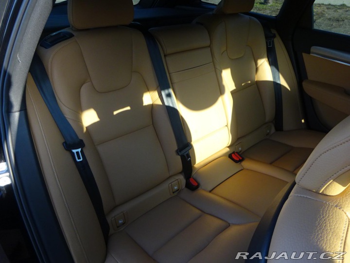 Volvo V90 D4 140kW BUSINESS PLUS DP 2020