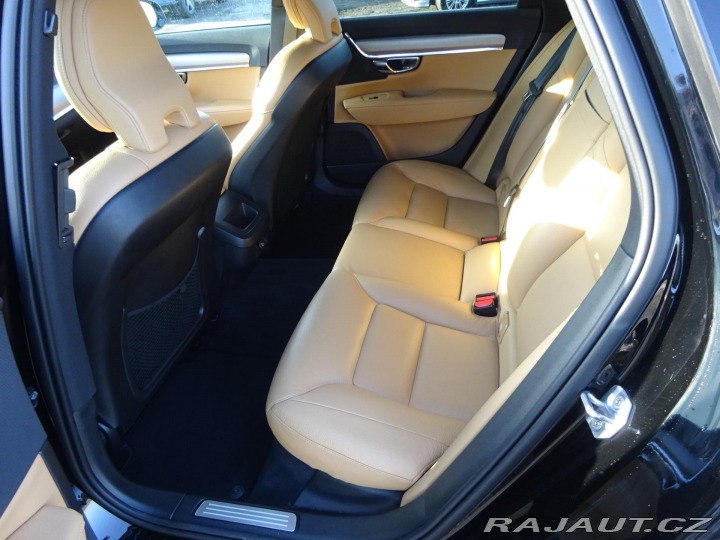 Volvo V90 D4 140kW BUSINESS PLUS DP 2020