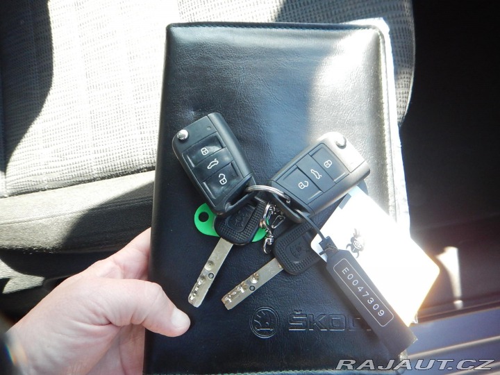 Škoda Octavia 1.8 TSI, DSG, DIGIKLIMA 2013