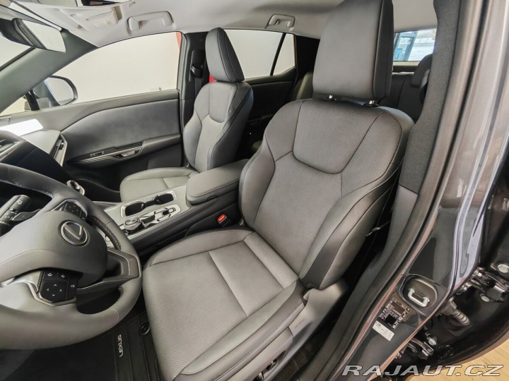 Lexus Ostatní modely RZ 300e 300e Executive 2025