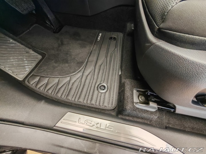 Lexus Ostatní modely RZ 300e 300e Executive 2025