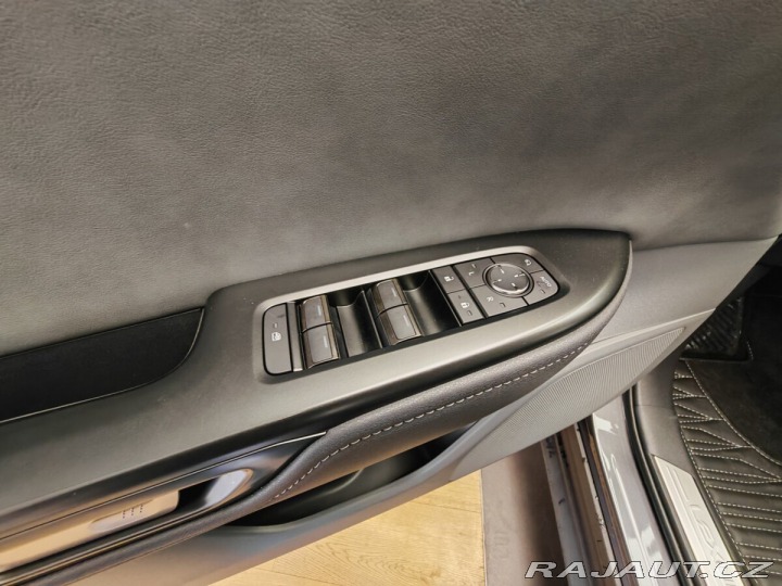 Lexus Ostatní modely RZ 300e 300e Executive 2025