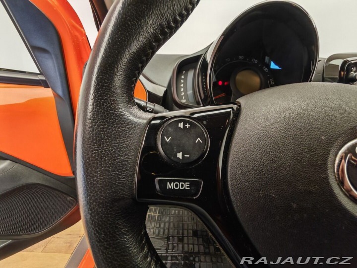 Toyota Aygo X-Play , manual 2020