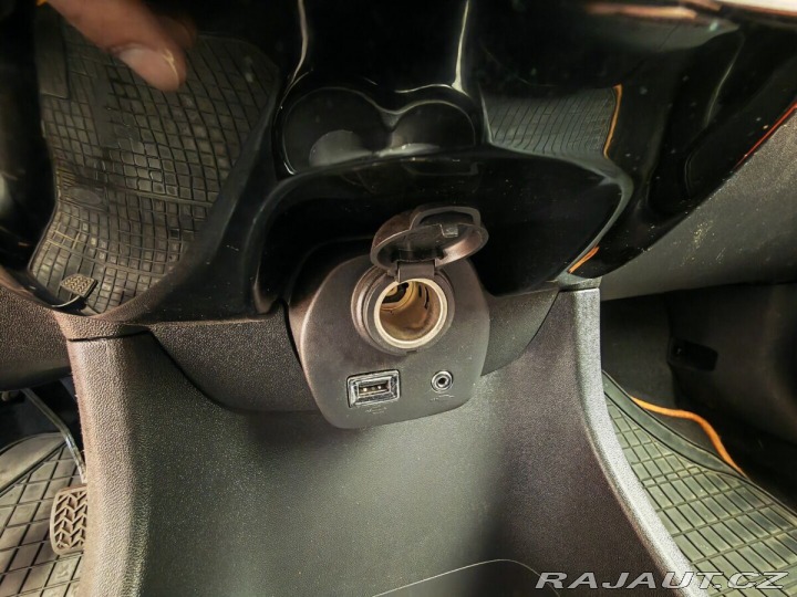 Toyota Aygo X-Play , manual 2020