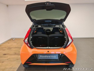 Toyota Aygo X-Play , manual 2020