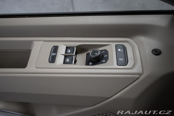 Volkswagen Multivan 2.0 TDI DSG*TAŽNÉ*WEBASTO 2024