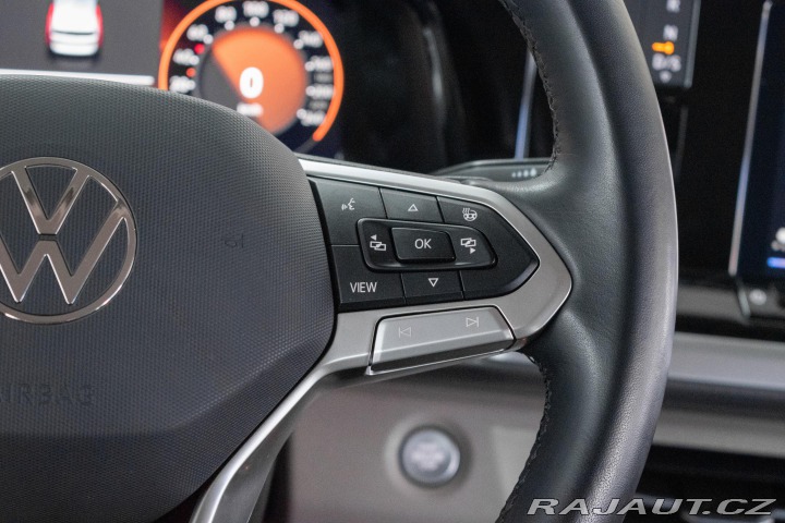 Volkswagen Multivan 2.0 TDI DSG*TAŽNÉ*WEBASTO 2024