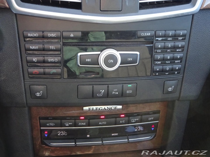 Mercedes-Benz E 220 CDI 125kW ELEGANCE 2011