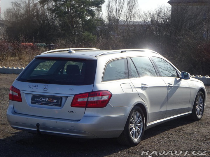 Mercedes-Benz E 220 CDI 125kW ELEGANCE 2011