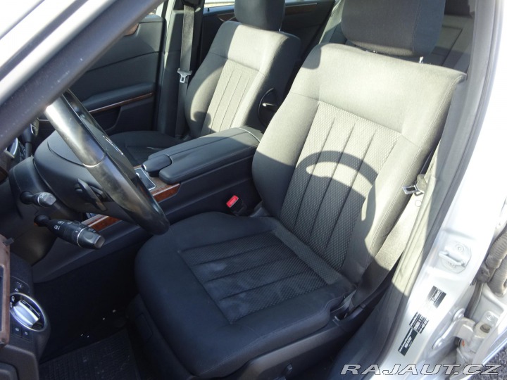 Mercedes-Benz E 220 CDI 125kW ELEGANCE 2011