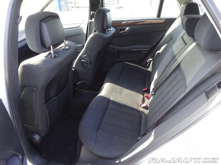 Mercedes-Benz E 220 CDI 125kW ELEGANCE 2011