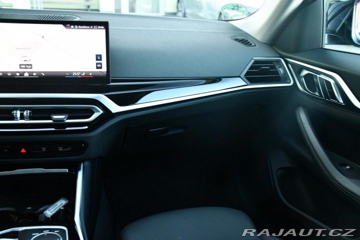 BMW i4 eDrive40 NAV CARPLAY KAME 2023