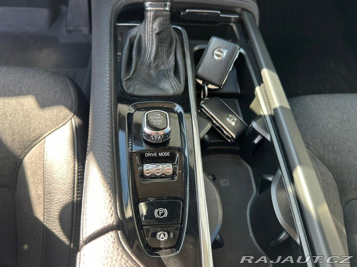 Volvo V90 2.0D, 140KW, CROSSCOUNTRY 2017