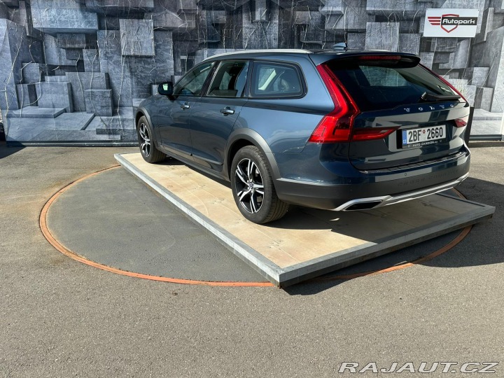 Volvo V90 2.0D, 140KW, CROSSCOUNTRY 2018