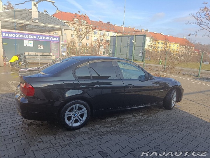BMW 3 2,0   E90, 320i,125 kW,r. 2009