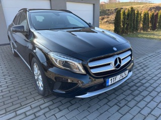 Mercedes-Benz GLA 200D 4x4