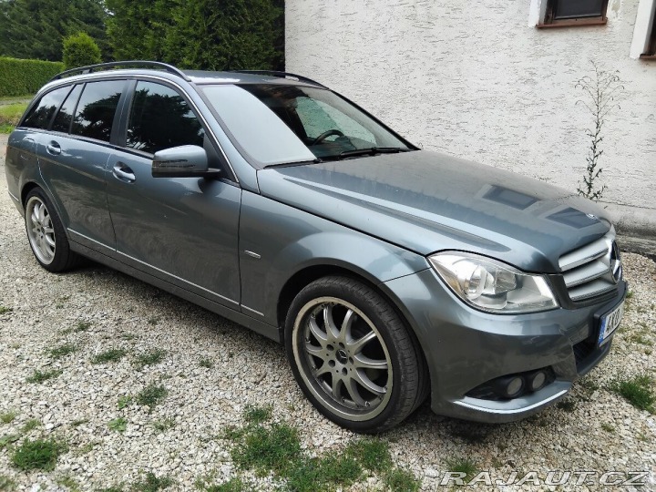 Mercedes-Benz Ostatní modely w 204 2011