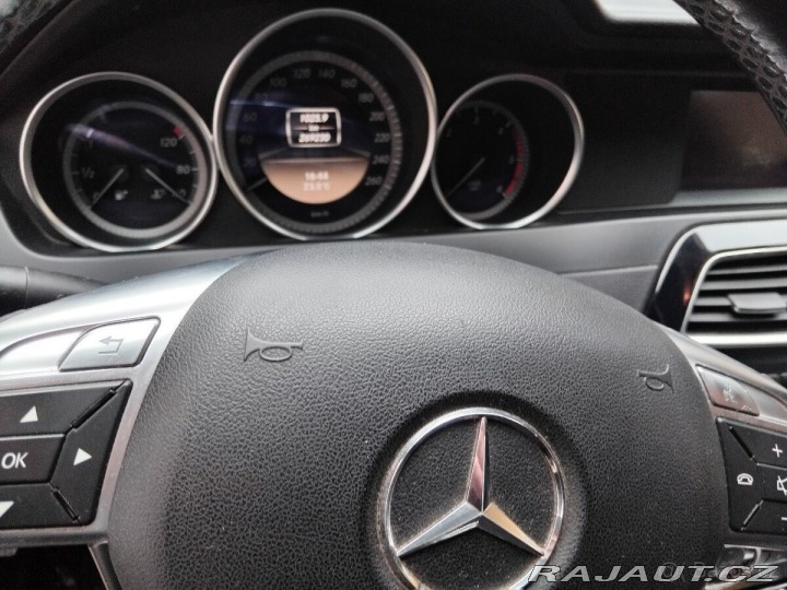 Mercedes-Benz Ostatní modely w 204 2011