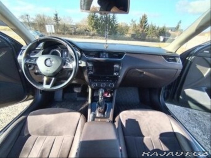 Škoda Octavia 2,0   3 4x4 tdi dsg L&amp 2015