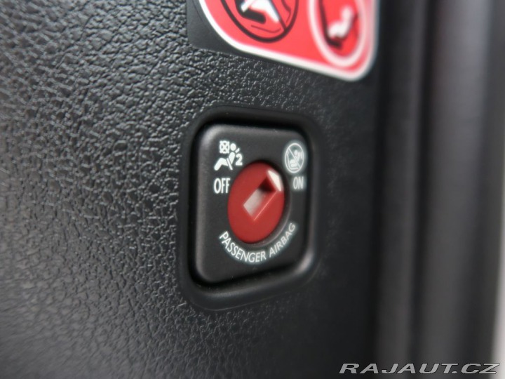 Citroën Berlingo 1.6BlueHDi,CZ,1Maj,Shine 2016