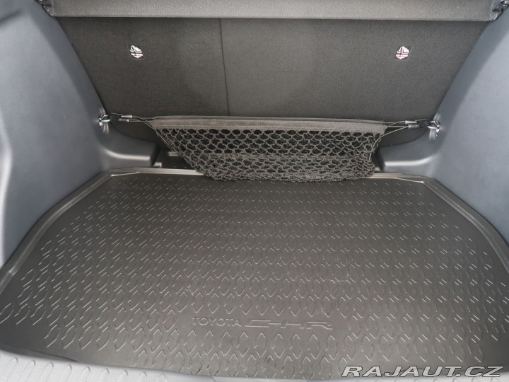 Toyota C-HR 1.8Hybrid,CZ,Style 2024