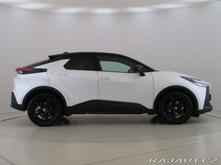 Toyota C-HR 1.8Hybrid,CZ,Style 2024
