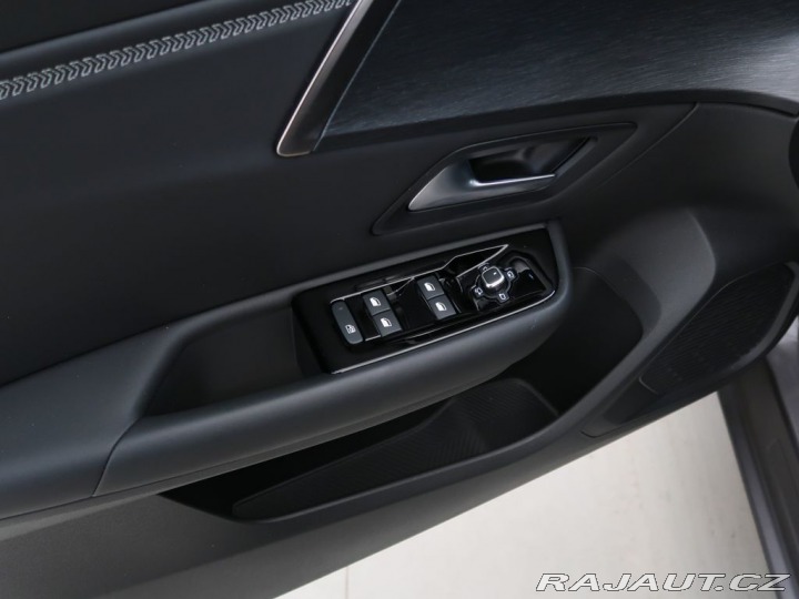 Citroën Ostatní modely C5 X 1.2PureTech,96kW,SHINE,AT 1800