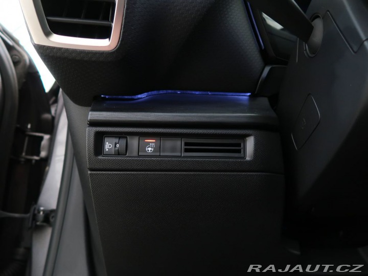 Citroën Ostatní modely C5 X 1.2PureTech,96kW,SHINE,AT 1800