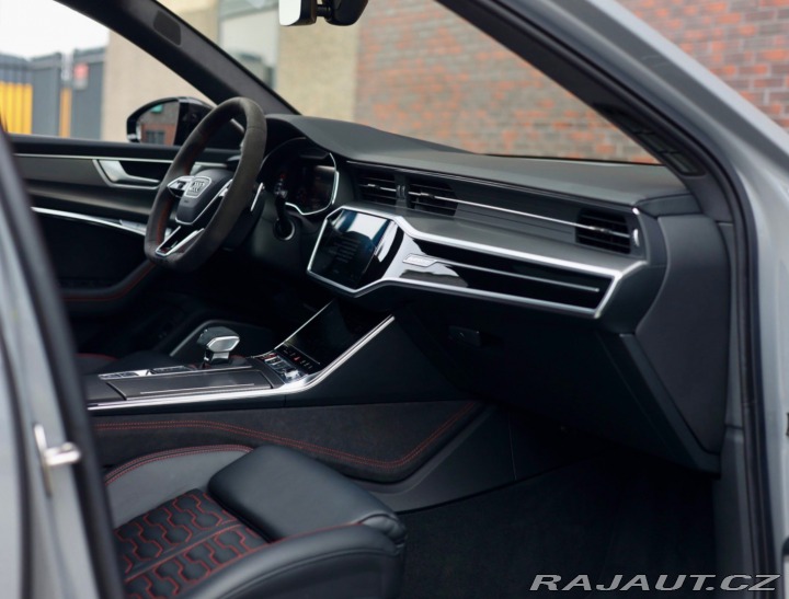 Audi RS6 Avant 4.0 TFSI V8 Quattr 2022